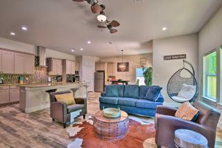 Newly Constructed Mansfield Home with Fenced Yard! - Mansfield - 6
