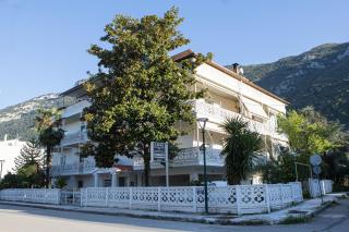 Ronzi Apartments - 8