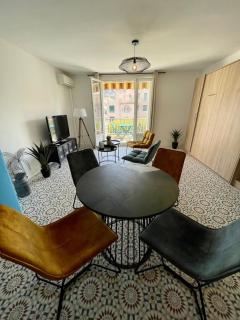 LA RADE - Centre Ville - Balcon - Clim - Neuf - Cassis - 4