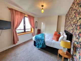 3 Bedroom Aprtmt at Sensational Stay Serviced Accommodation Aberdeen- Froghall Avenue - 2