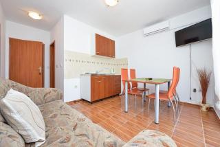 Sreća Apartment near beach with BBQ - Bibinje - 7