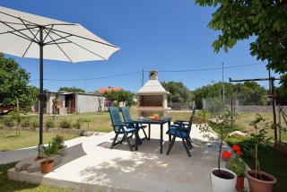 Sreća Apartment near beach with BBQ - Bibinje - 5
