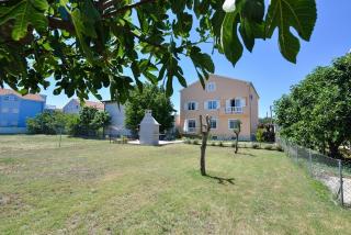 Sreća Apartment near beach with BBQ - Bibinje - 4
