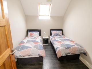 Derrybeg Apartment - 6