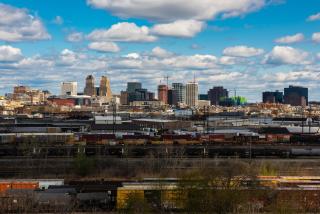Holiday Inn Newark International Airport - Newark - 7
