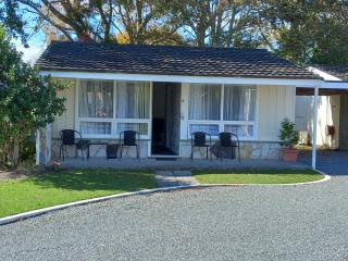 Tower Road Motel - 9