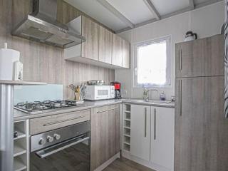 Holiday Home in Grandcamp-Maisy near Beaches - Grandcamp-Maisy - 8