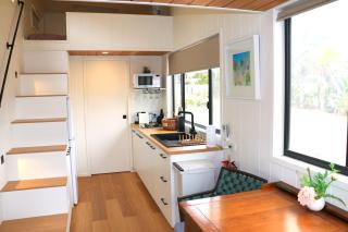 The Pink Lake Tiny House - 'Sakura' - 3
