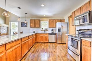 Spectacular Mountain Home with Hot Tub and Endless Decks - Elk Ridge - 5