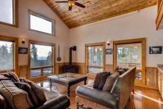 PURE LUXURY with Hot Tub, Pool Table and Sauna plus Wet Bar - Chessetts Lodge - 6