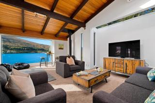 Queenstown Lakefront Dream 4 Bed - Queenstown - 2