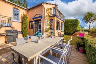 Sunny Lakeview Villa - Queenstown - 0