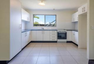 26 Rumbalara Avenue Rainbow Beach Aircon Walk To Beach - 6
