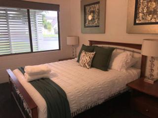 26 Rumbalara Avenue Rainbow Beach Aircon Walk To Beach - Rainbow Beach - 3