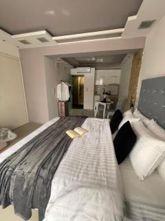 KND Living Concept - Standard Room - Heraklio - 3