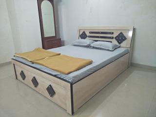 Swami Home Stay - Kolhapur - 1