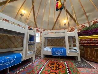 Tunduk Hostel - 8