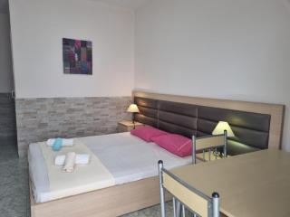 Anna Christina Apartments - Metamorfosi - 2