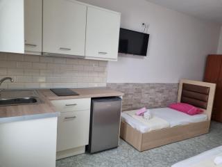 Anna Christina Apartments - Metamorfosi - 1