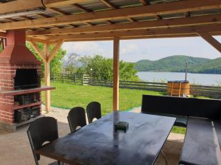 Entire Chalet, Amazing Panoramic View of Calinesti Oas Lake - Călineşti-Oaş - 1
