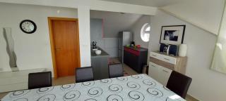 Penthouse Sea View Apartment Rogoznica - Rogoznica - 4