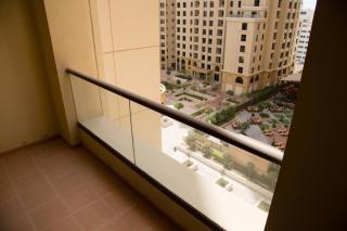 HiGuests - Charming Apt in JBR with Balcony by the Beach - Dubai - 8