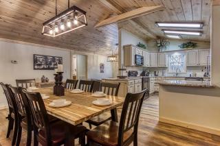 Whispering Winds, Hot Tub, Game Room, WIFI, 1089 FREE tickets each paid day, Dollywood and More - Gatlinburg - 6
