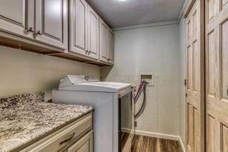 Whispering Winds, Hot Tub, Game Room, WIFI, 1089 FREE tickets each paid day, Dollywood and More - Gatlinburg - 2