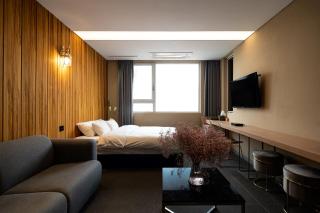 Hotel The Designers Hongdae - 9