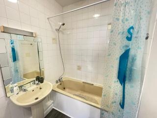 Large Ground Floor Studio Holiday Apartment Skegness - Flat 12 - Lincolnshire - 2