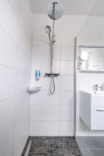 SOVA Guesthouse - 6