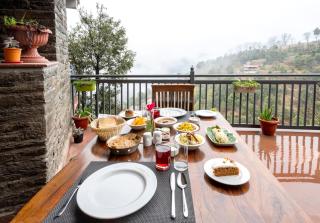 ROSASTAYS Vatika - Mountain View - 7