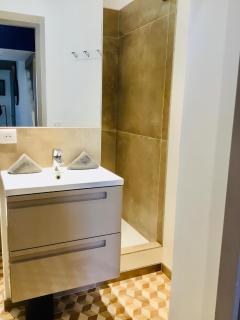 ''Zarago 2'' T2 Design en Duplex à 2 pas du centre ville - Sète - 3