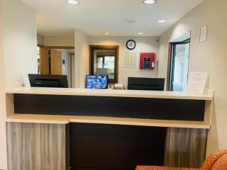 Rodeway Inn - Columbus - 7