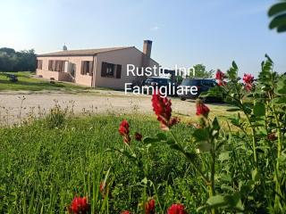 Rustic inn Family - Osimo - 0