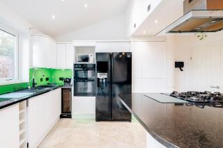 Luxury Unique Townhouse with Hottub & Pizza Oven - Bolton - 2