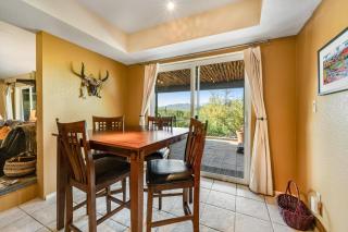 Surrey's Oasis - Cave Creek - 5