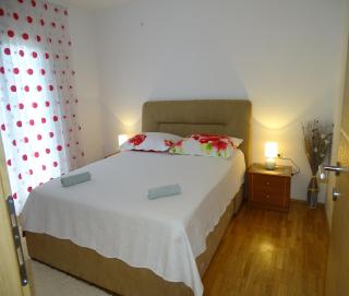 Holiday house Rončević 50 m from sea A1 - 5