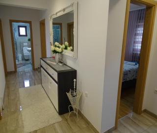 Holiday house Rončević 50 m from sea A1 - Jasenice - 4