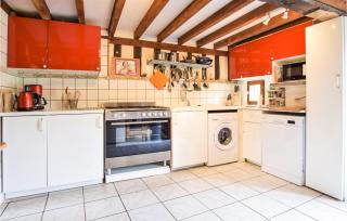 Amazing Home In St Pierre En Auge - Vieux-Pont-En-Auge - 9