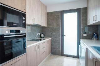 Aretousa Dyo by Prestige Bookings - 7