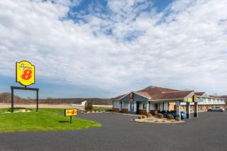 Super 8 by Wyndham Newcomerstown - Newcomerstown - 8