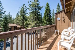 Lake Village Townhouse B - 8