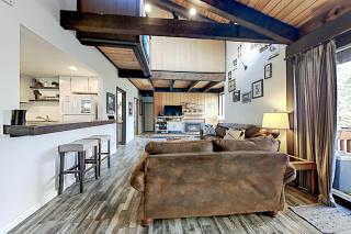 Chalet Court Manor - Zephyr Cove - 5