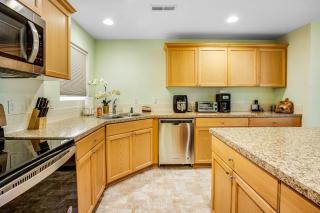 RJD Beachside Rockaway - 4