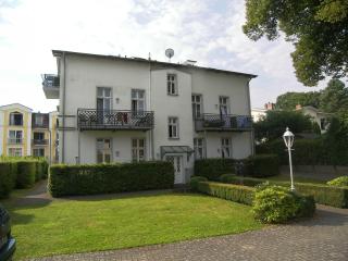 Villa Baroni nur 200m vom Ostseestrand entfernt - Bansin - 4