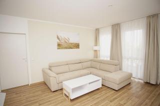 strandnah mit Terrasse, gratis Nutzung vom AHOI Erlebnisbad und Sauna in Sellin - Strandhaus Mönchgut FeWo06 - Lobbe - 6