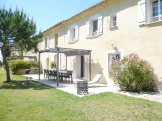 Les Templiers - Petit BIZERTY 36 pers (Mas privé) - 2 piscines - Salle 200 m² - Saint-Gilles - 8