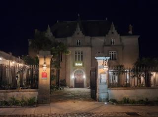 Hôtel De La Barbacane - Tiffauges - 8