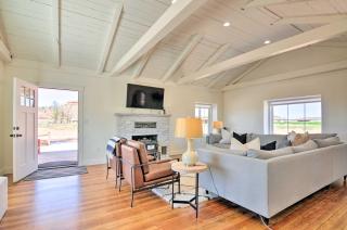 Modern Ranch House with Fire Pit and Valley Views - Kanab - 4
